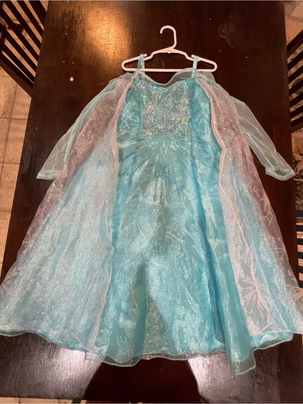 Girls' Elsa Frozen Costume Dress Disney Store, Size 5/6